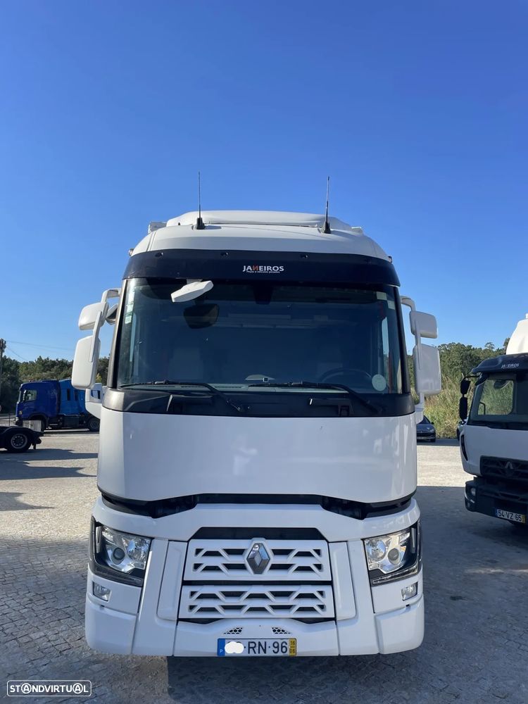 Renault T 460 - 19 Toneladas - 2016 - 2