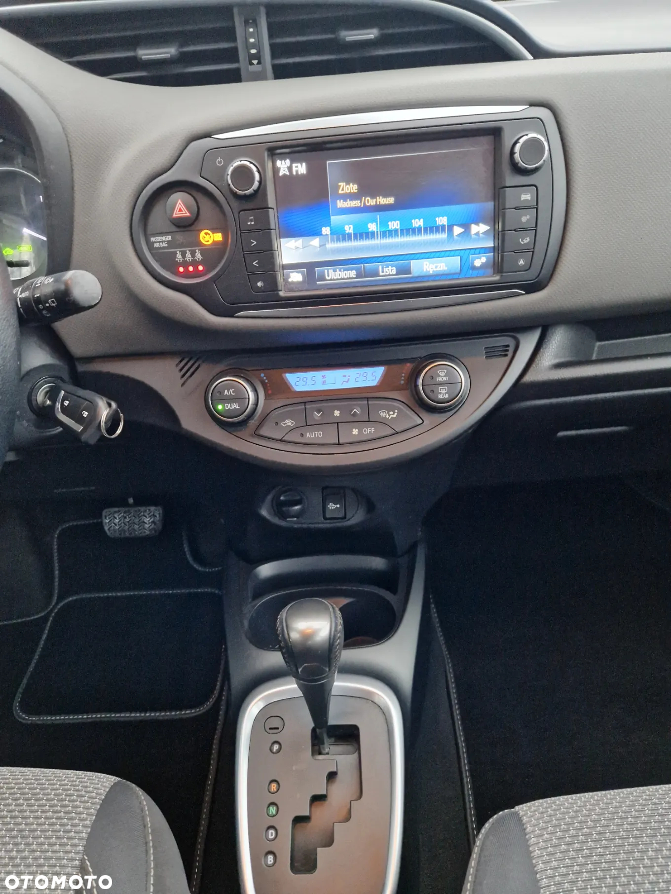 Toyota Yaris - 13