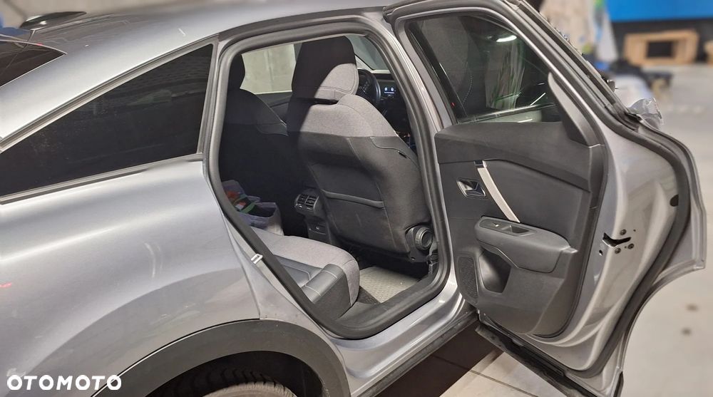 Citroën C4 1.5 BlueHDi Shine S&S EAT8 - 9