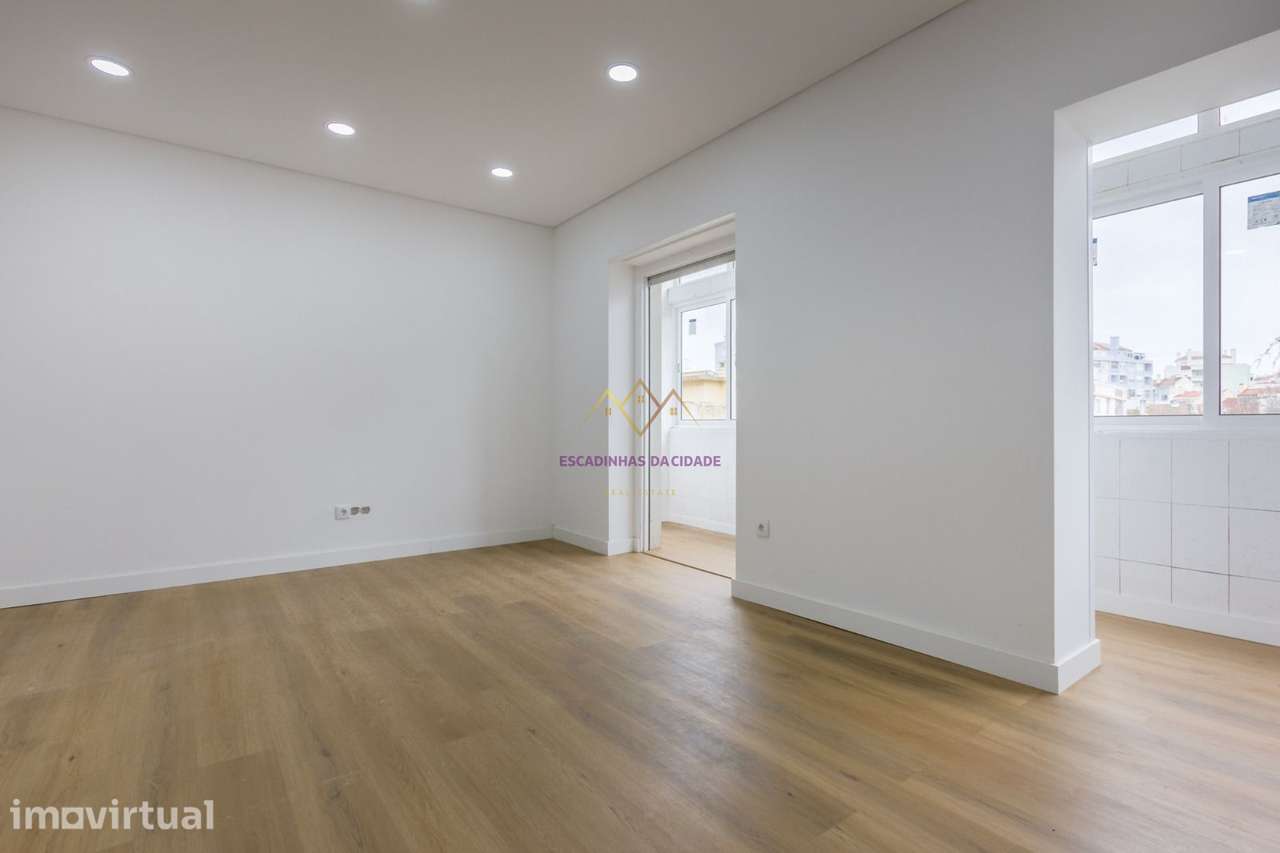 T2 junto às Portas Benfica remodelado - Grande imagem: 4/46