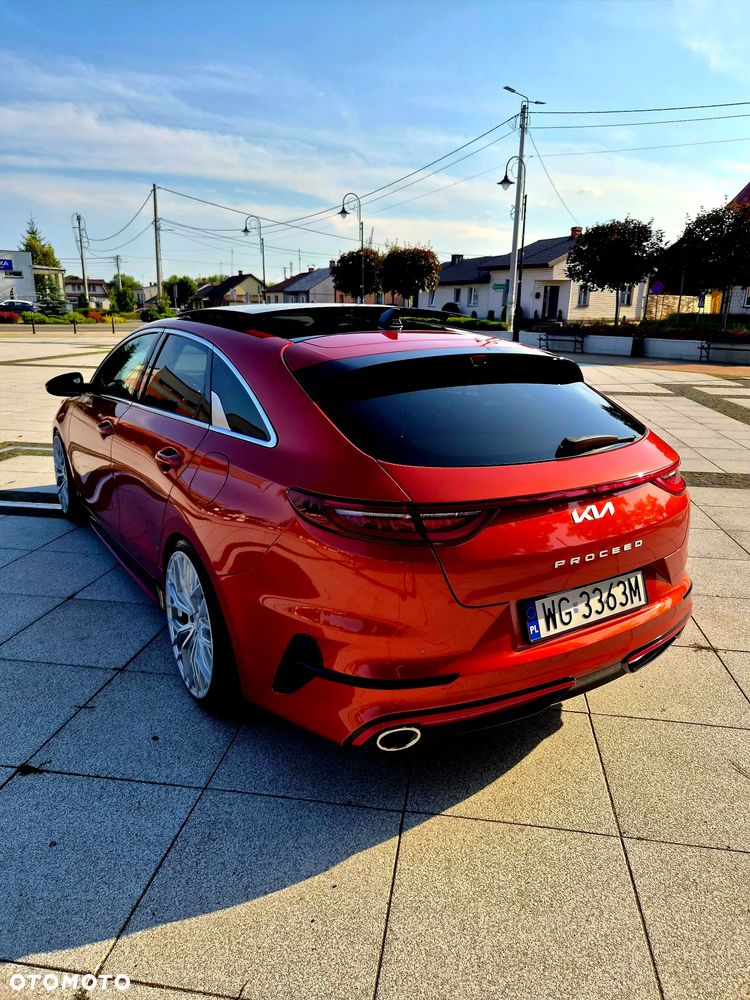 Kia ProCeed 1.6 T-GDI GT DCT - 27
