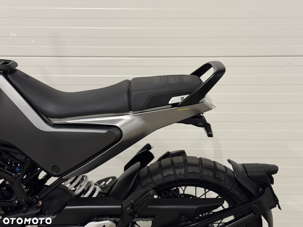 Husqvarna Svartpilen - 33