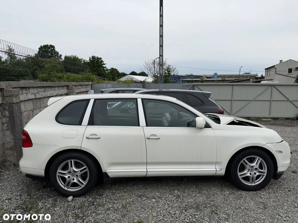 Porsche Cayenne Diesel - 4