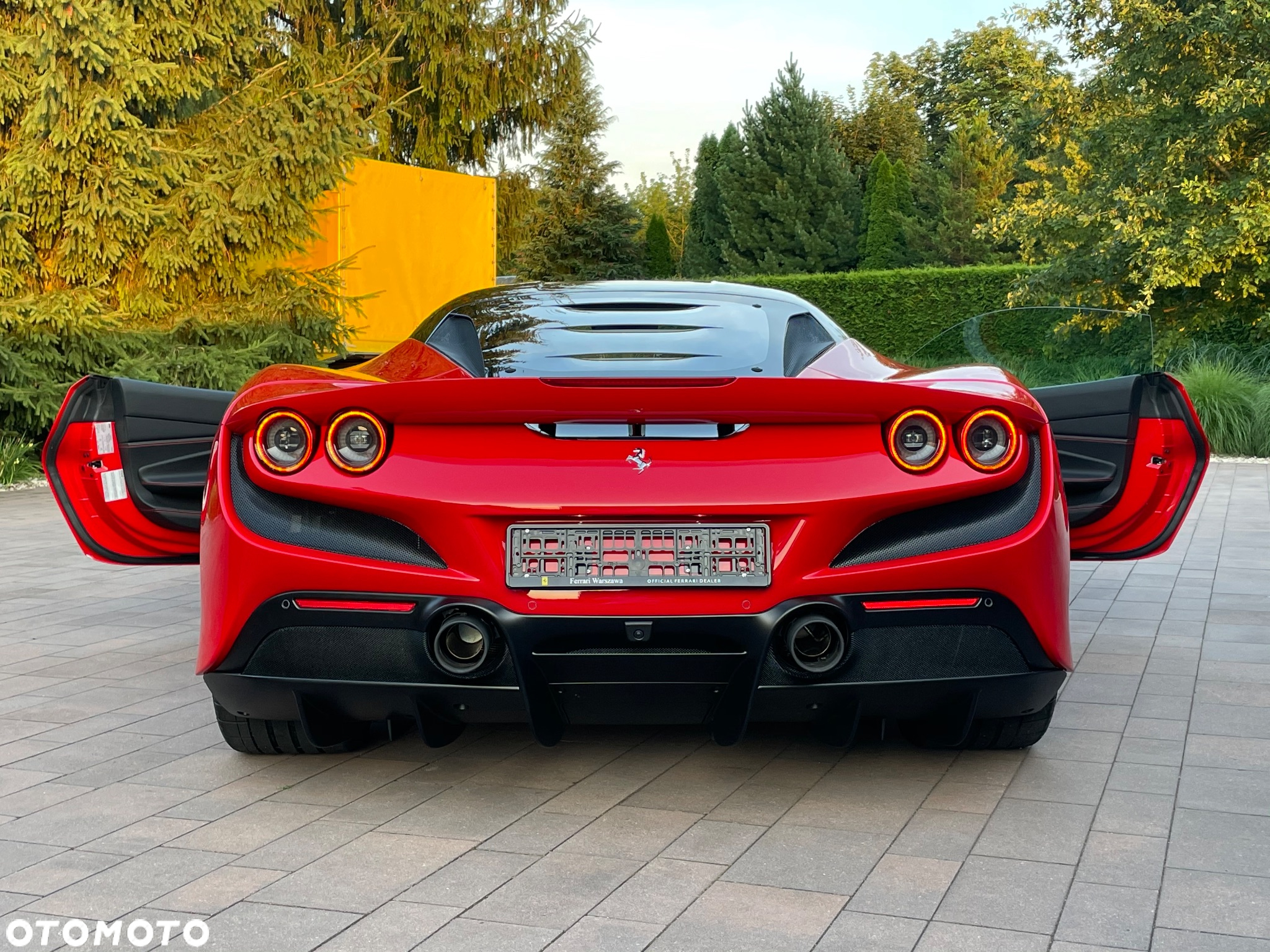 Ferrari F8 Tributo - 4