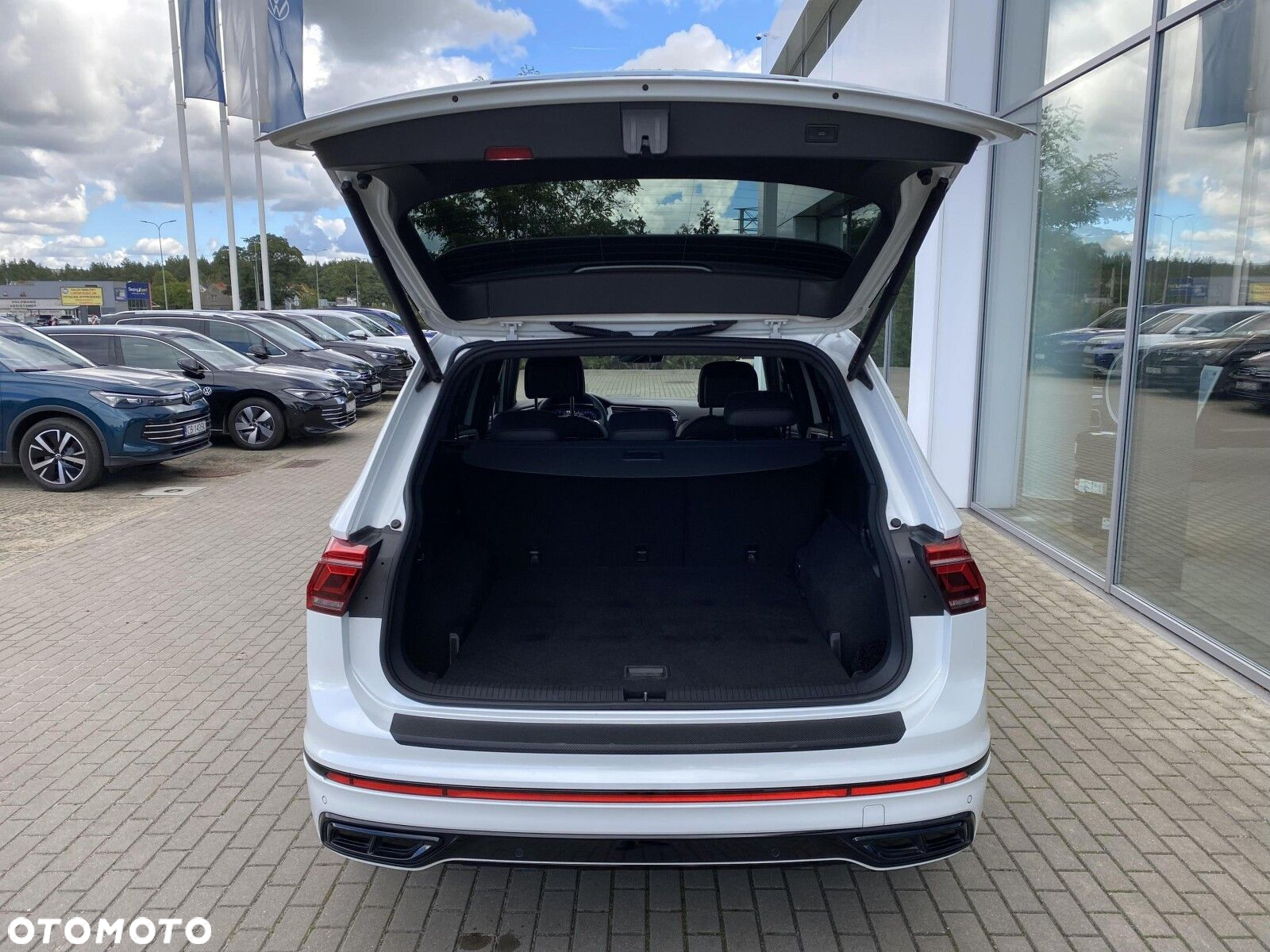 Volkswagen Tiguan Allspace 2.0 TDI 4Mot R-Line DSG - 40
