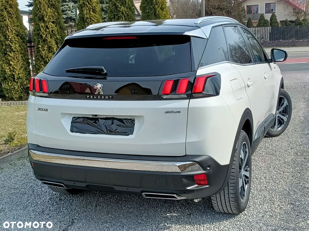 Peugeot 3008 1.2 PureTech GPF Allure S&S EAT8 - 11