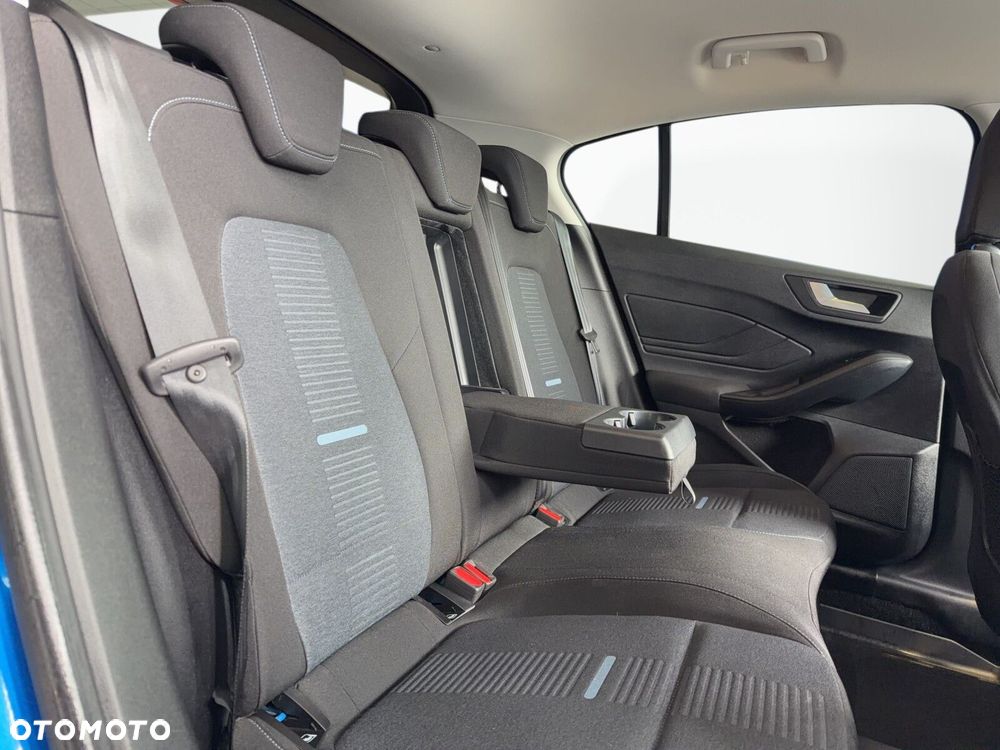Ford Focus - 16