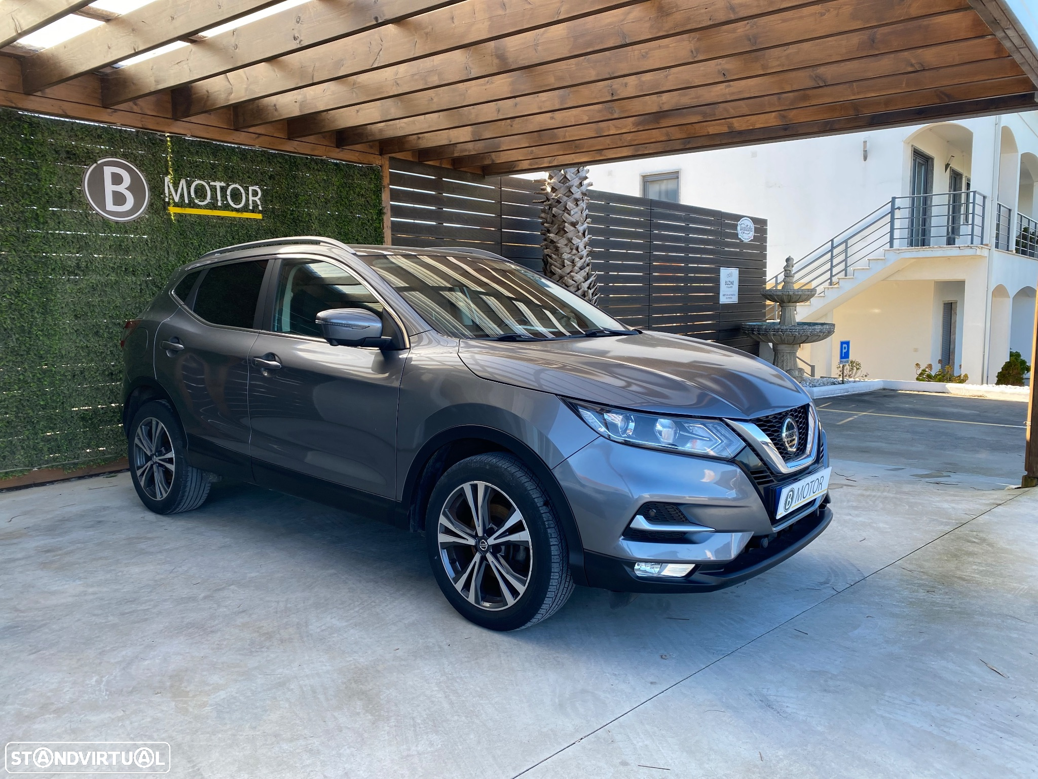 Nissan Qashqai 1.5 dCi N-Connecta - 4