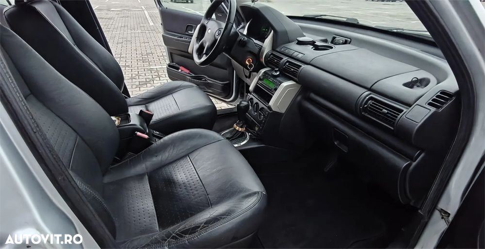 Land Rover Freelander - 4