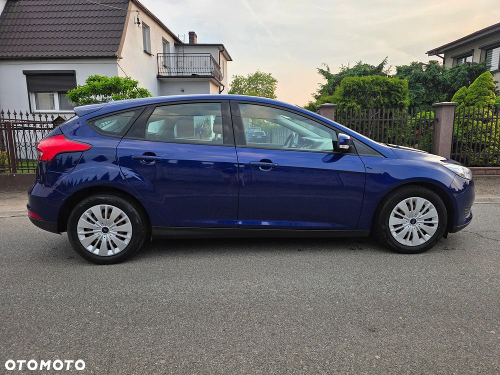 Ford Focus 1.0 EcoBoost Trend - 4