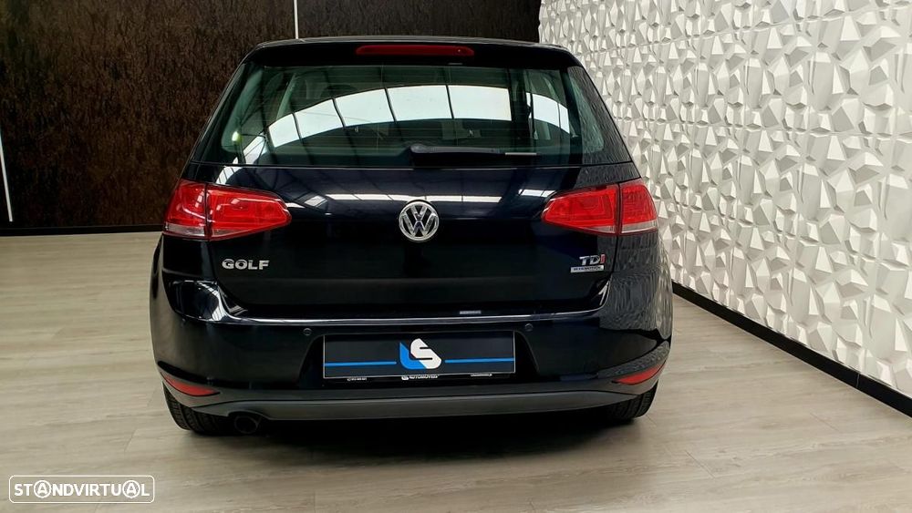 VW Golf 1.6 TDi Trendline BlueMotion - 8