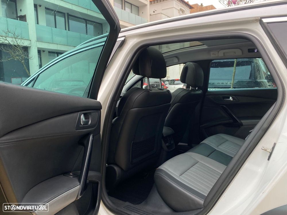 Peugeot 508 RXH 2.0 HDi Hybrid4 2-Tronic 104g - 29