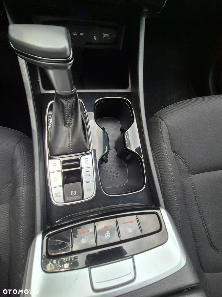 Hyundai Tucson ver-1-6-t--gdi-style-4wd-dct - 12