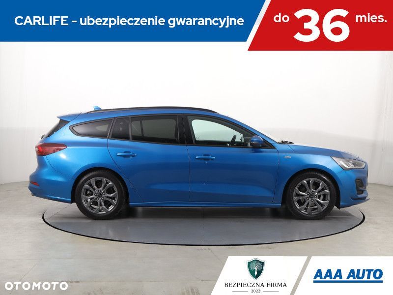 Ford Focus SW - 8