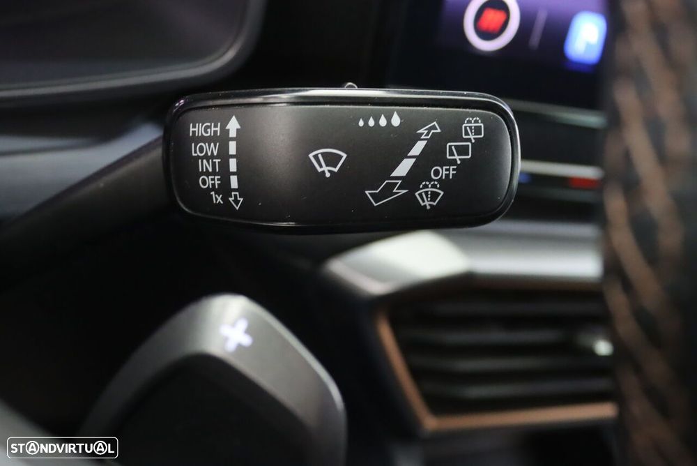 Cupra Leon ST 1.4 e-Hybrid MID DSG - 17