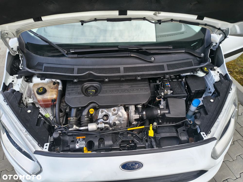 Ford Tourneo Courier 1.5 TDCi S&S Trend - 11