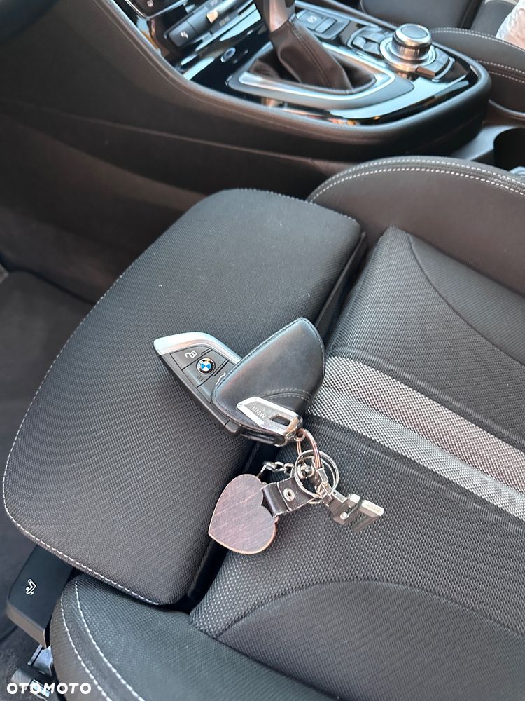 BMW Seria 2 218d Advantage sport - 20
