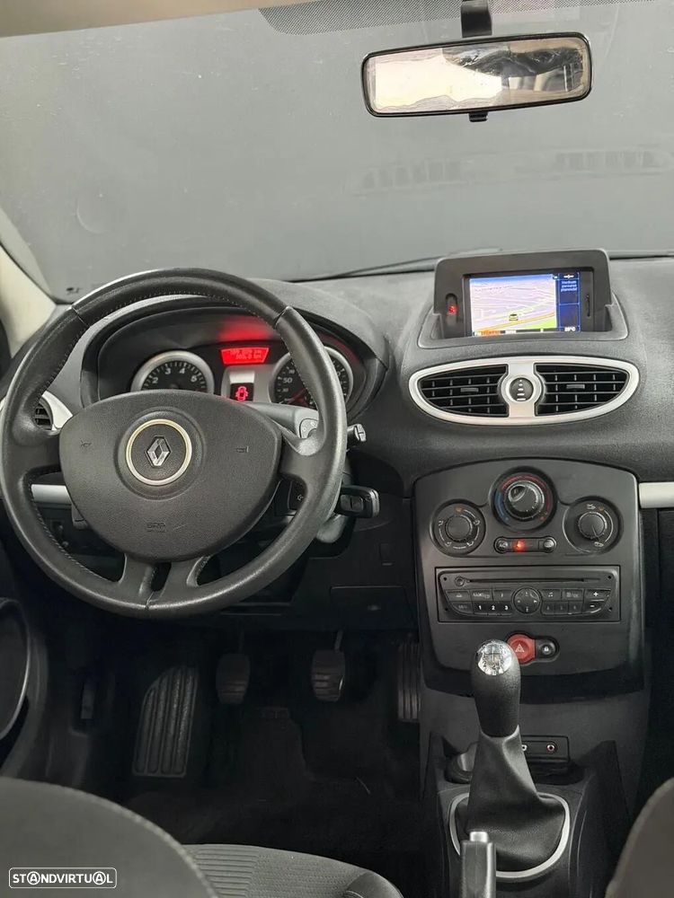 Renault Clio 1.2 16V Dynamique - 13