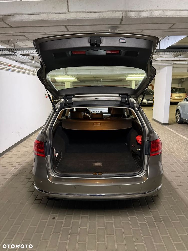 Volkswagen Passat 2.0 TDI Highline DSG - 11