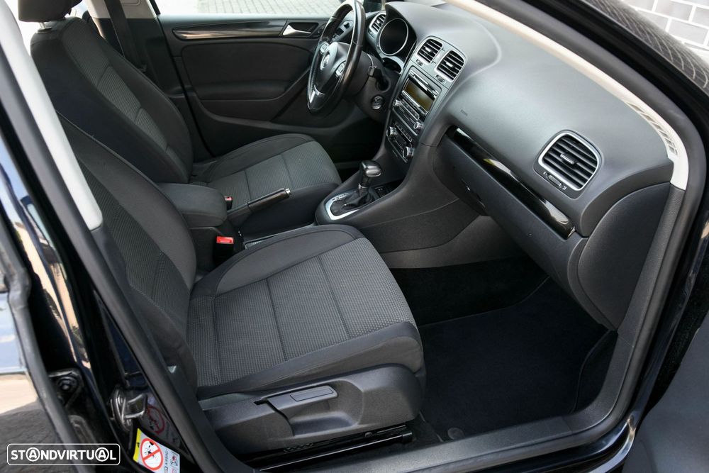 VW Golf 1.6 TDi Confortline DSG - 14