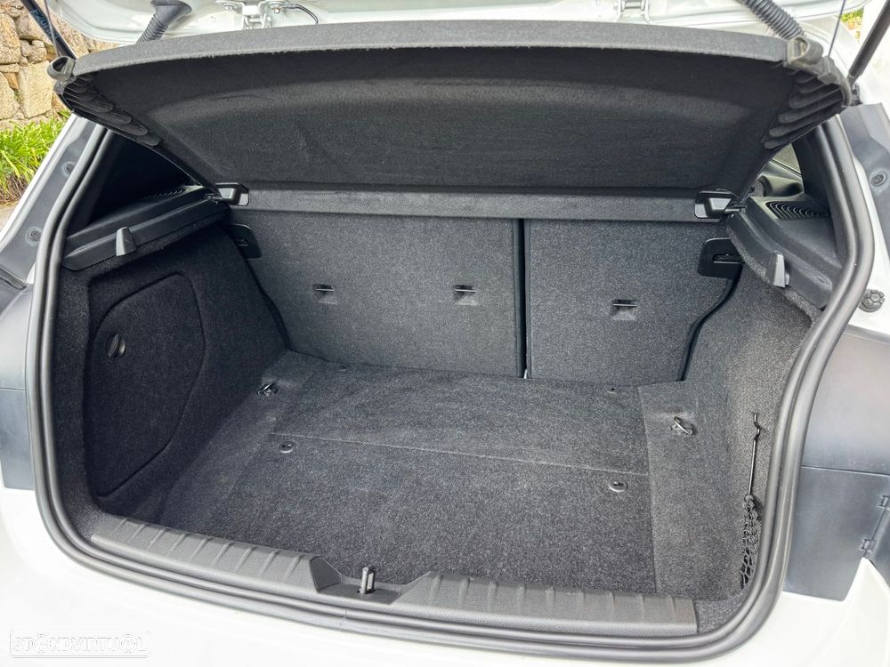 BMW 116 d Pack M - 20