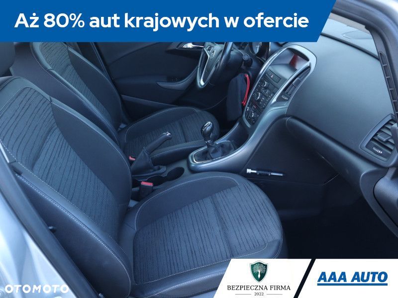Opel Astra - 11