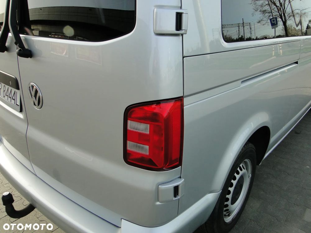 Volkswagen Caravelle - 13