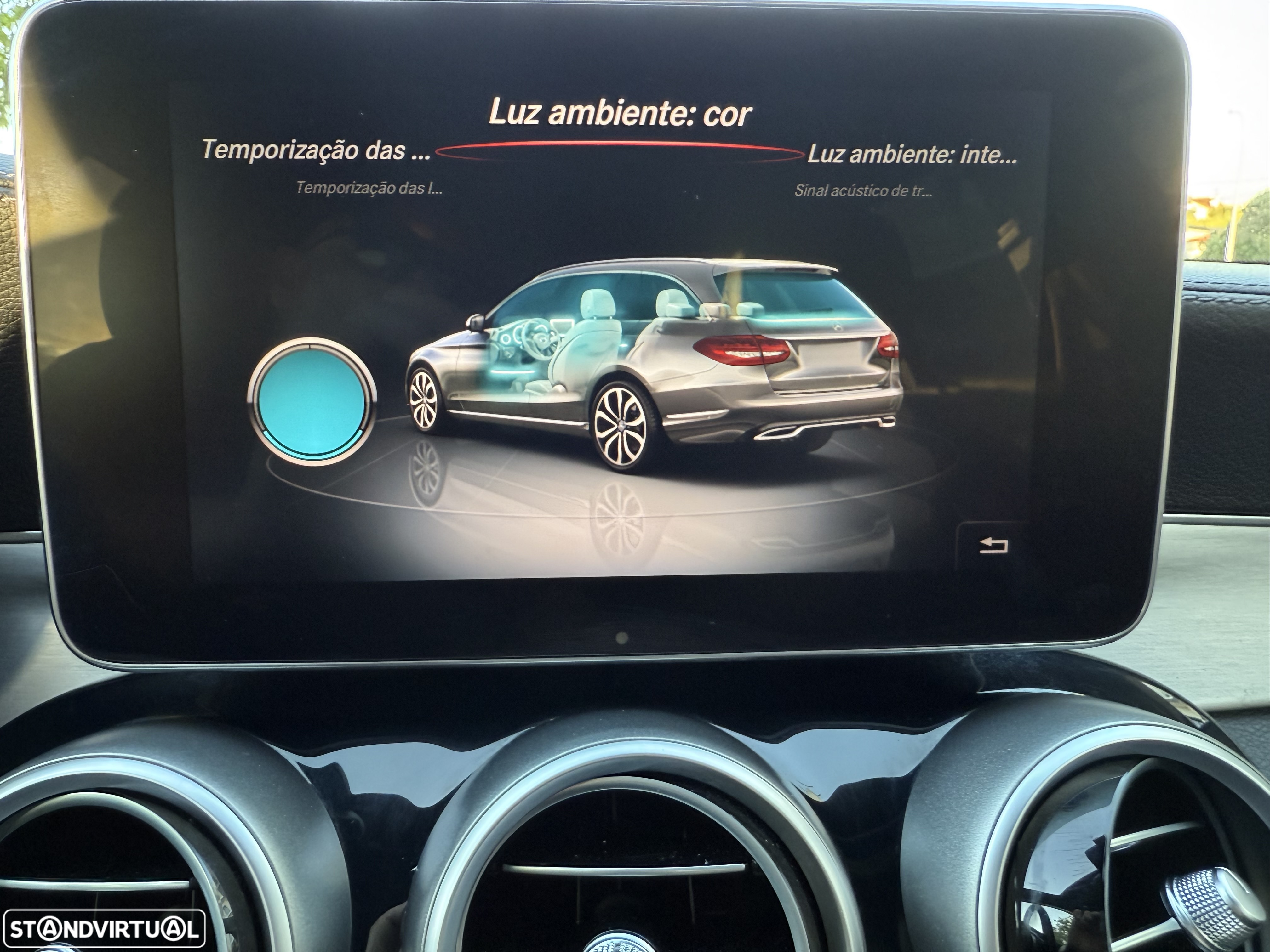 Mercedes-Benz C 300 BlueTEC Hybrid AMG Line - 36