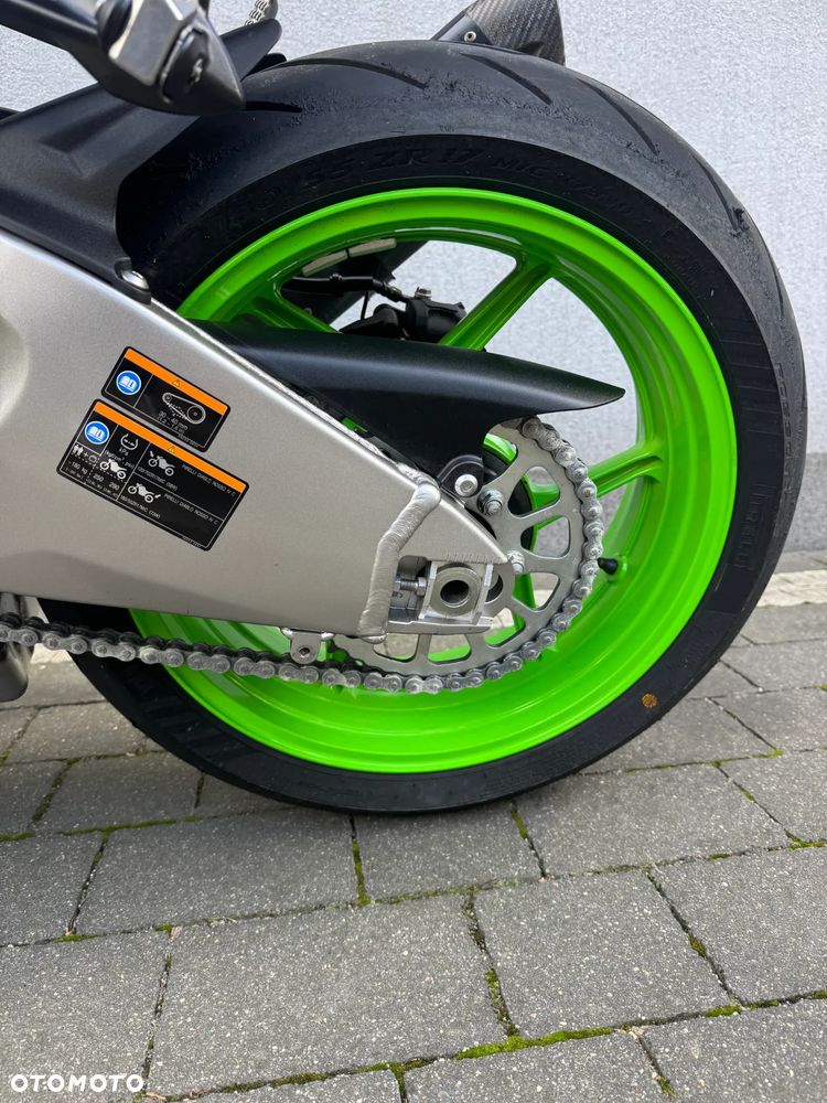 Kawasaki ZX - 3