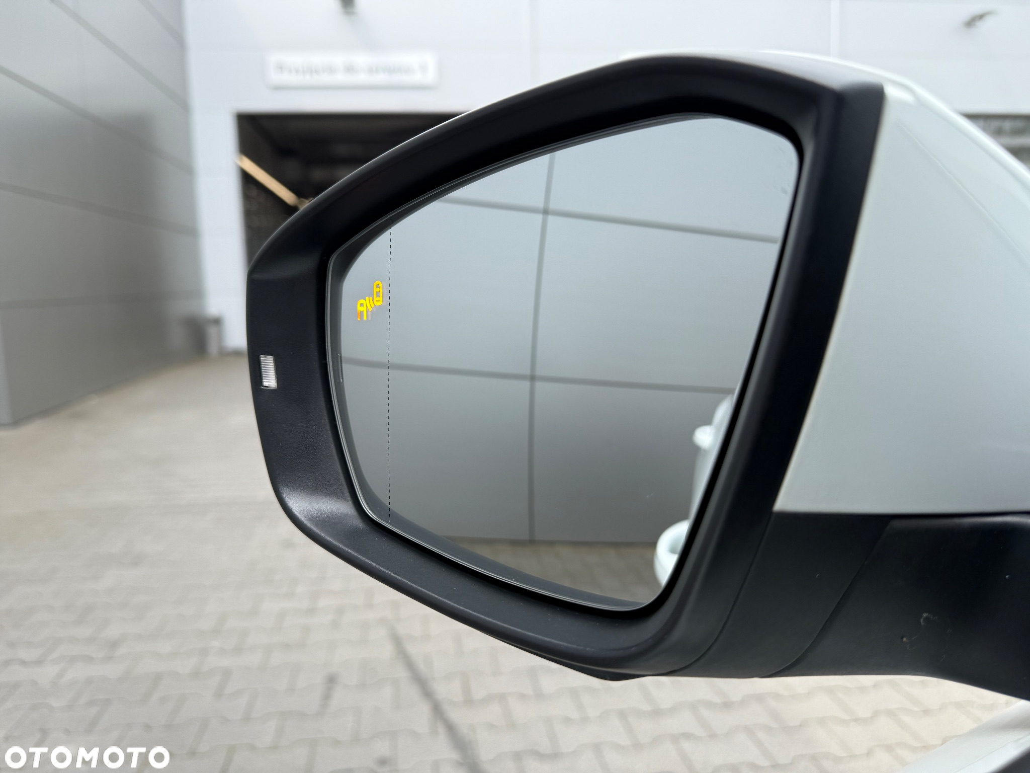 Volkswagen T-Roc 1.5 TSI ACT Premium DSG - 30