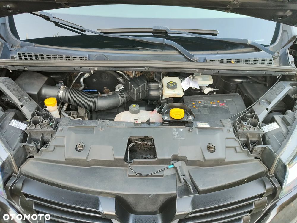 Renault Trafic - 17