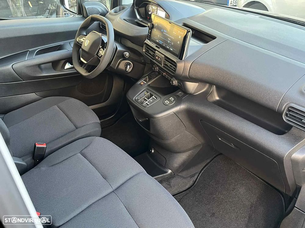 Peugeot Partner Standard 1.5 BlueHDi 130cv EAT8 (caixa automática) - 29