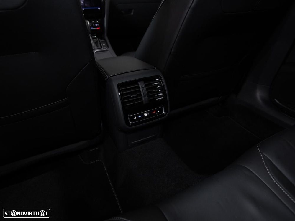 VW Arteon Shooting Brake 1.4 TSI eHybrid R-Line - 12