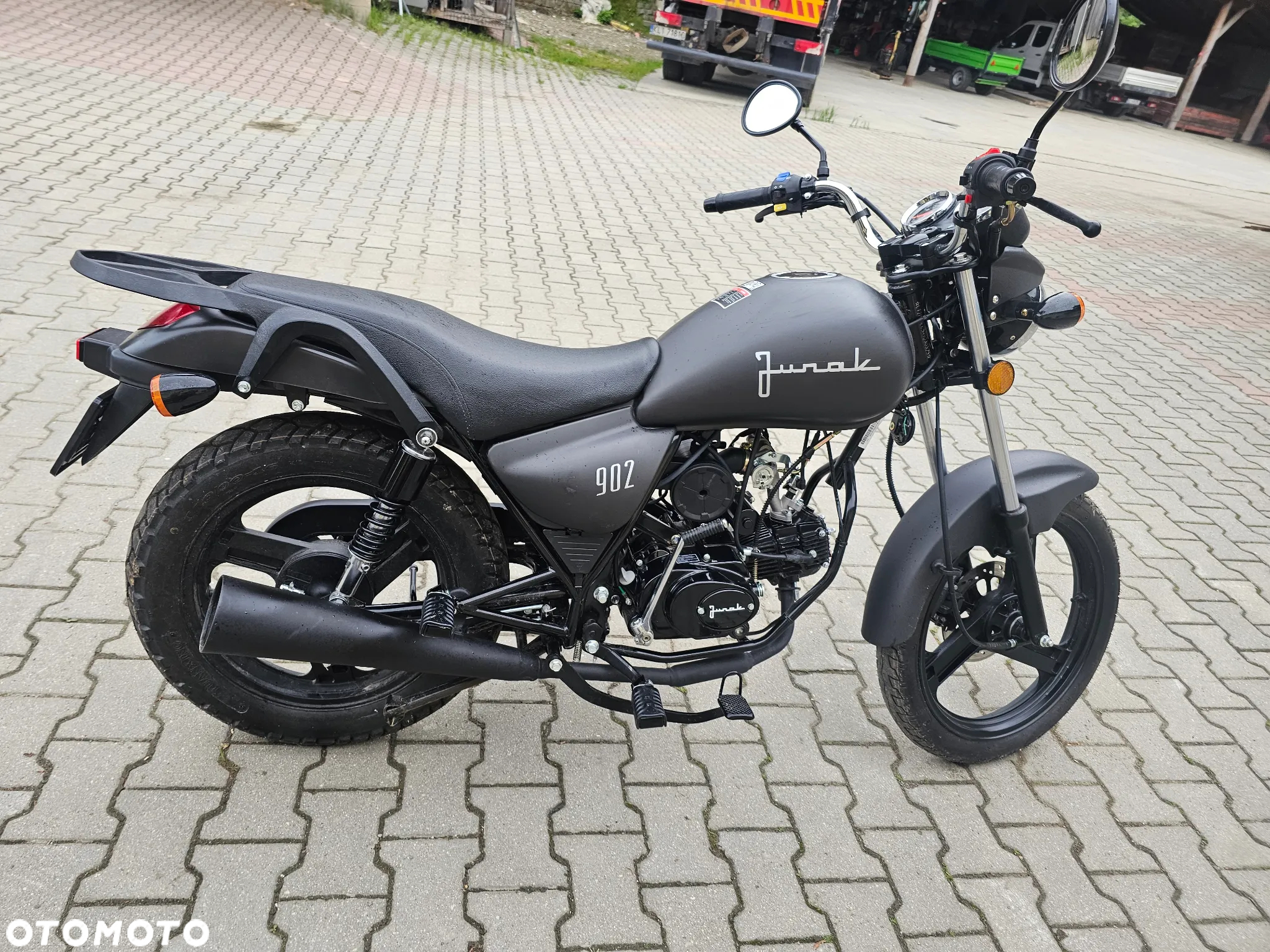 Junak 902 - 3