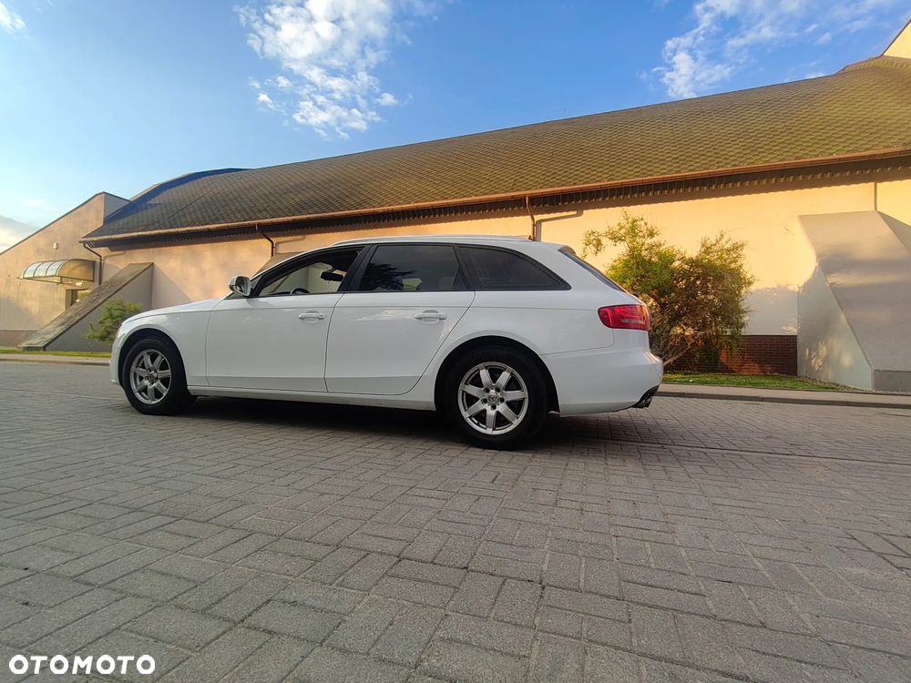 Audi A4 Avant - 6