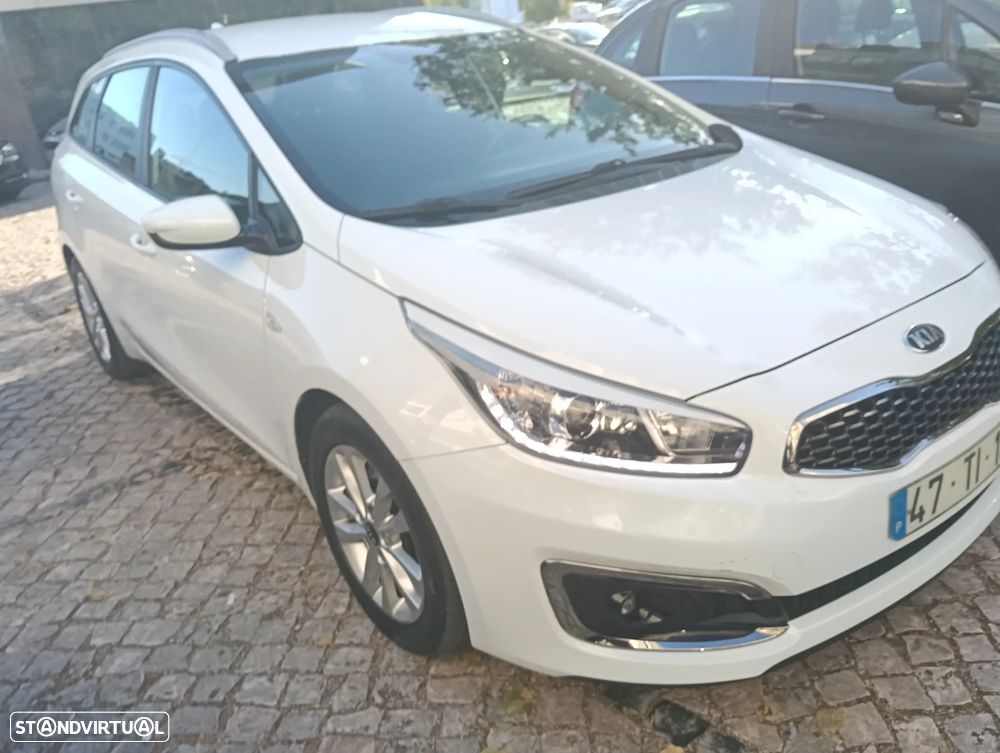 Kia Ceed SW 1.4 CRDi Nav Line - 14