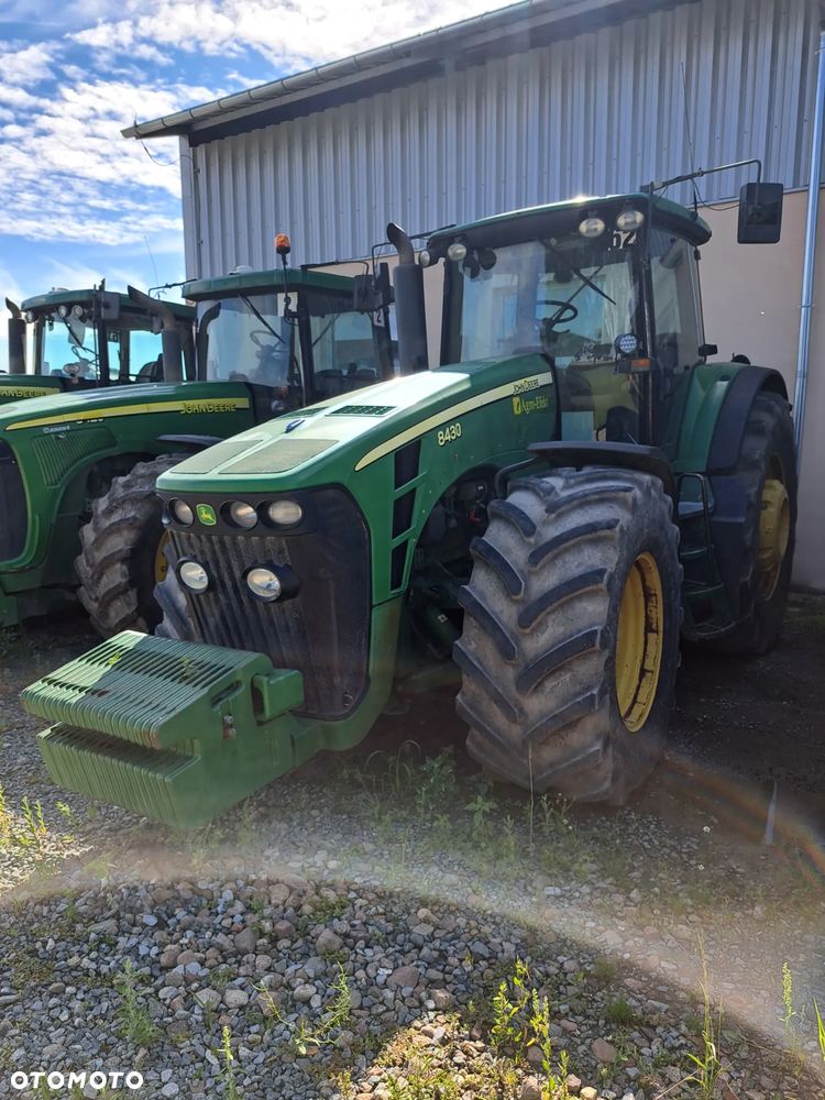 John Deere 8430 - 1