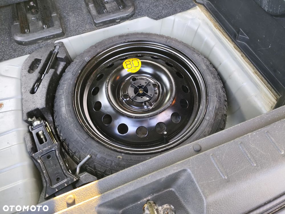 Nissan Note 1.6 Tekna - 24