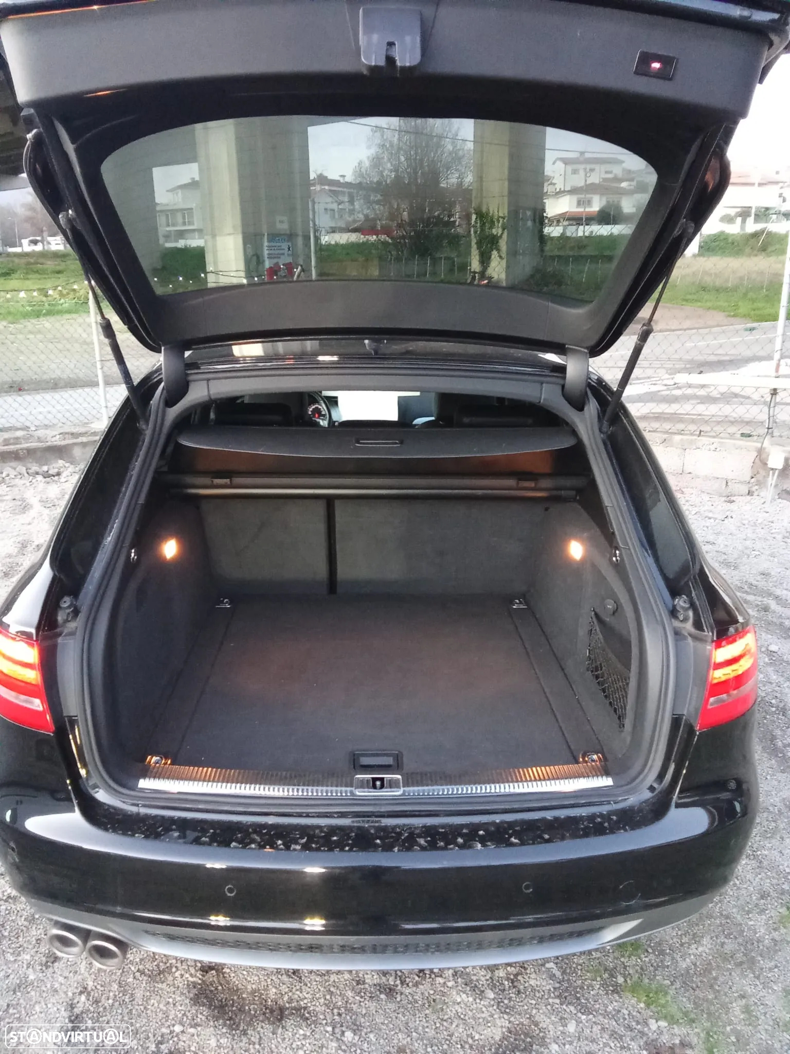 Audi A4 Avant 2.0 TDI S-line - 9