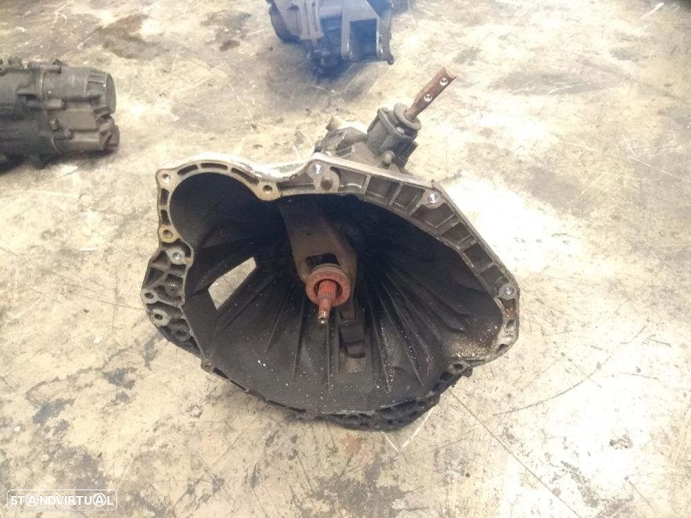 CAIXA DE VELOCIDADES FORD TRANSIT - 1