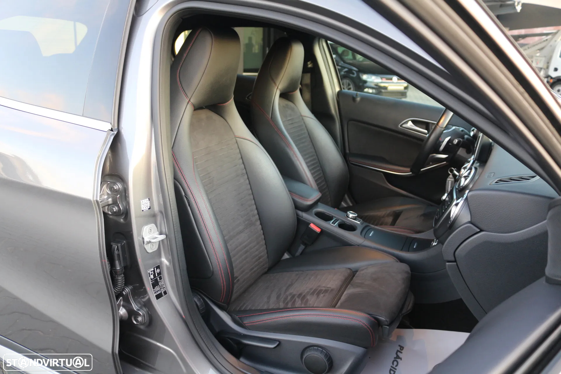 Mercedes-Benz GLA 180 CDi AMG Line Aut. - 22