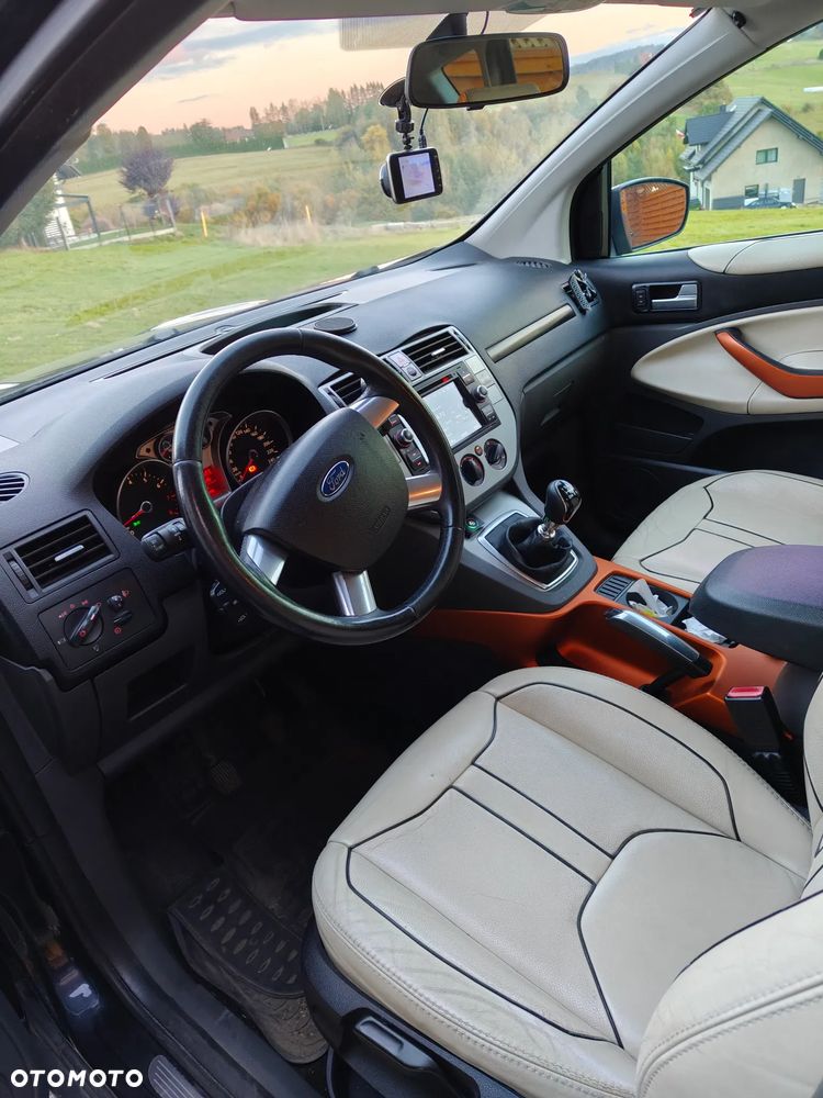 Ford Kuga 2.5 Individual - 11