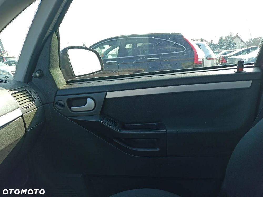 Opel Meriva - 13