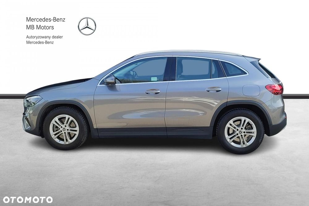 Mercedes-Benz GLA - 2