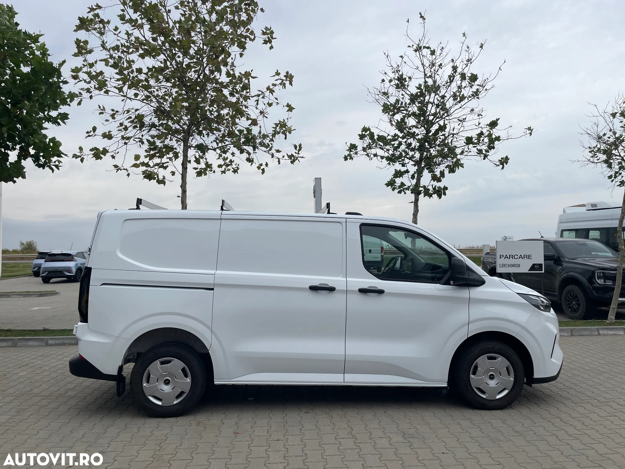 Ford Transit Custom Van 300L (L2H1) Trend 2.0L Panther 170 CP A8 FWD - 8