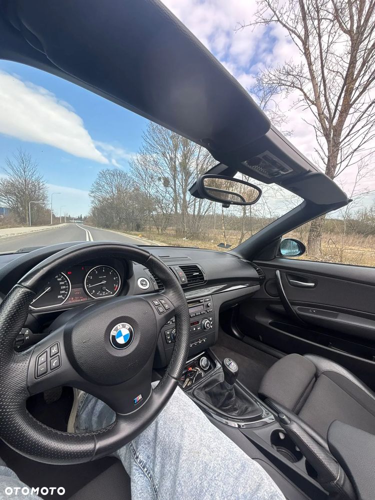BMW Seria 1 120i - 12