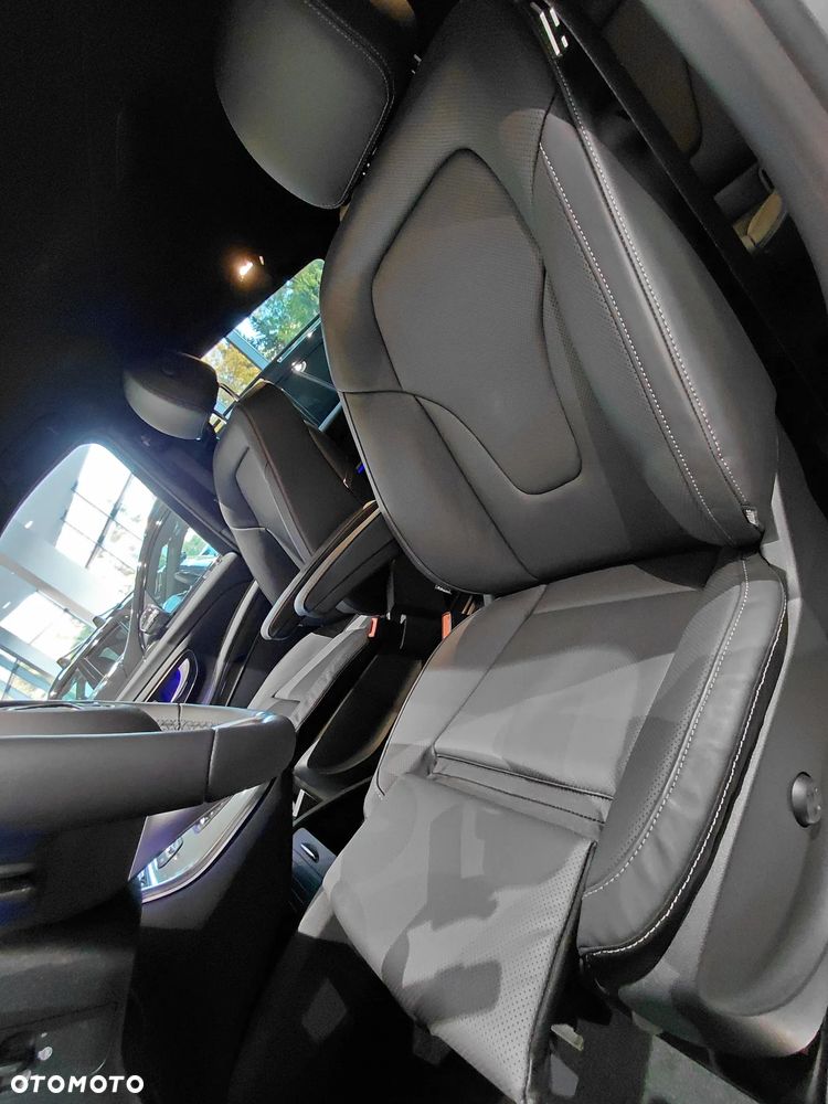 Mercedes-Benz Klasa V 300 d 4-Matic 9G-Tronic Exclusive (ekstra dł) - 25