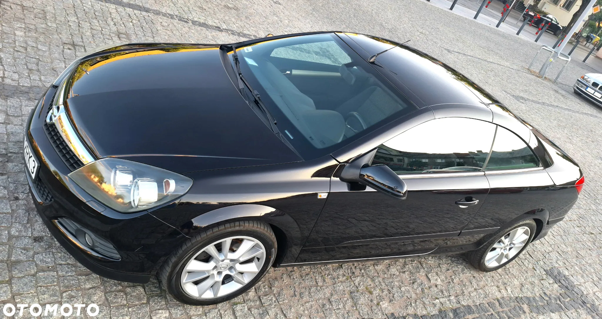 Opel Astra TwinTop 1.8 Enjoy - 2