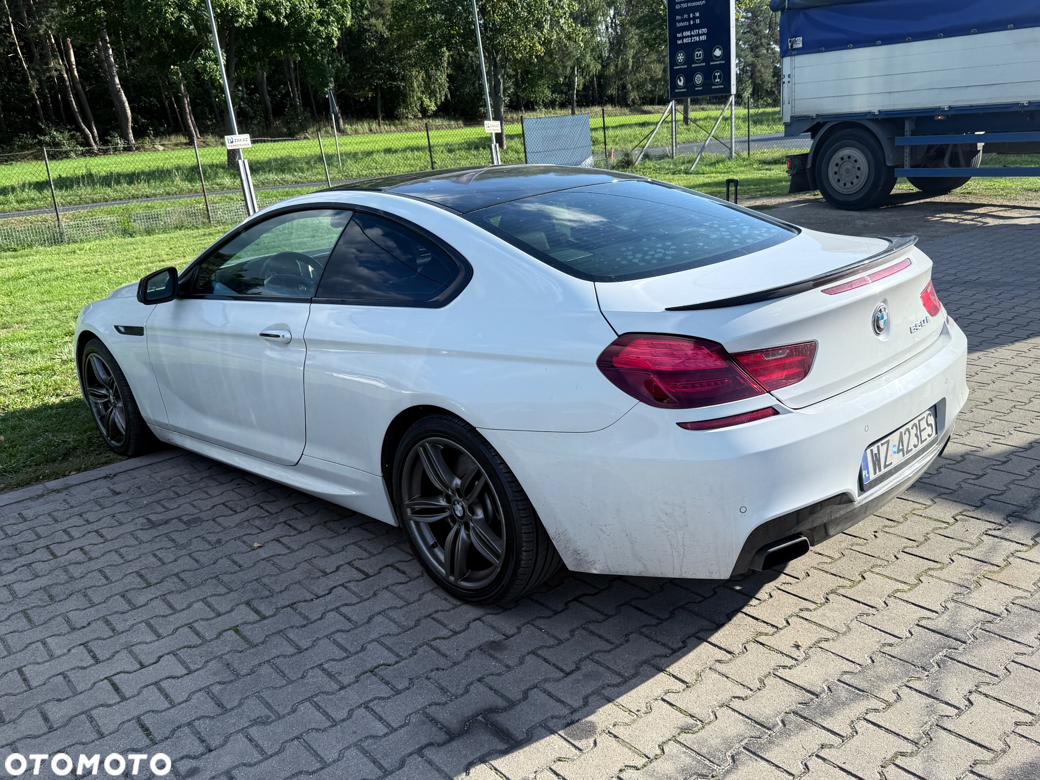BMW Seria 6 650i - 7