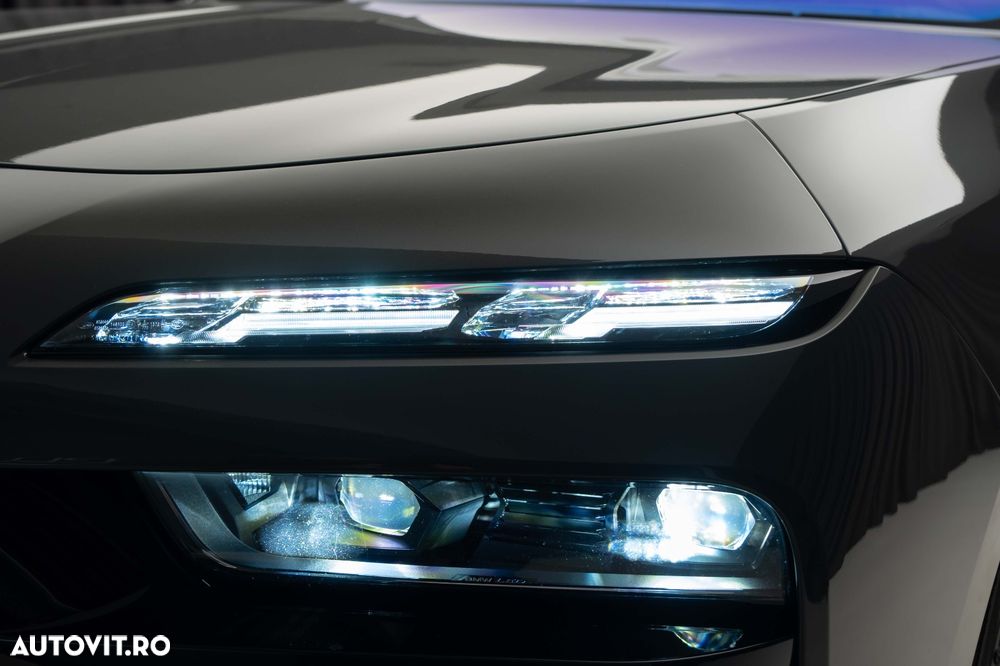 BMW M7 M760e xDrive AT PHEV - 7